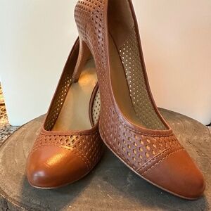 Talbots Tan Leather Heels.  Size 9.5.